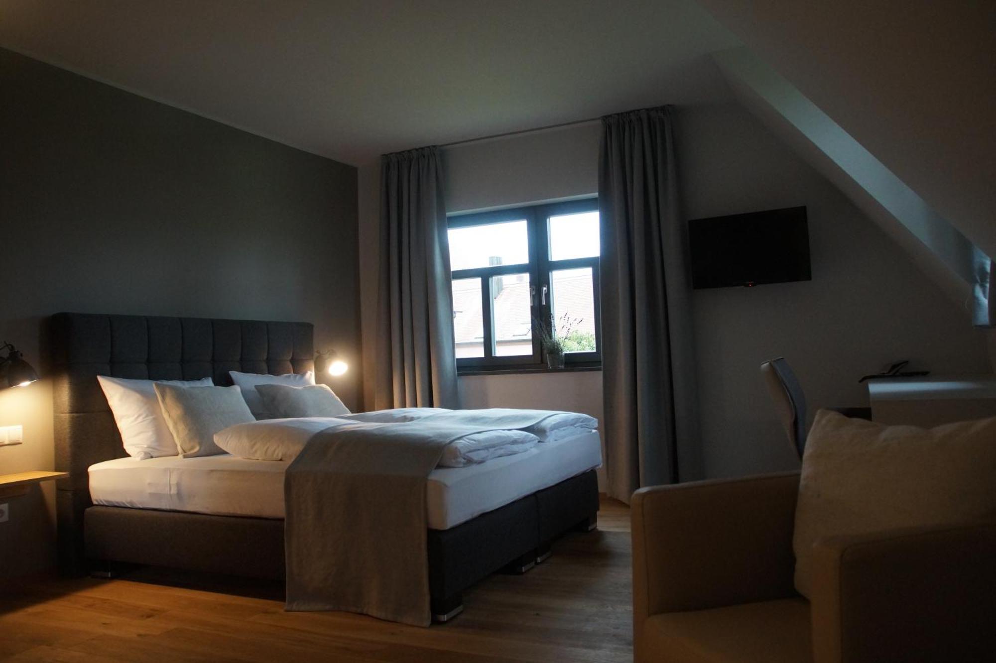 Hotel Dorfmühle Lehrberg Zimmer foto